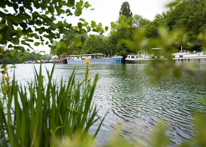 Evasion Entre Paris, Disneyland Et Bords De Marne